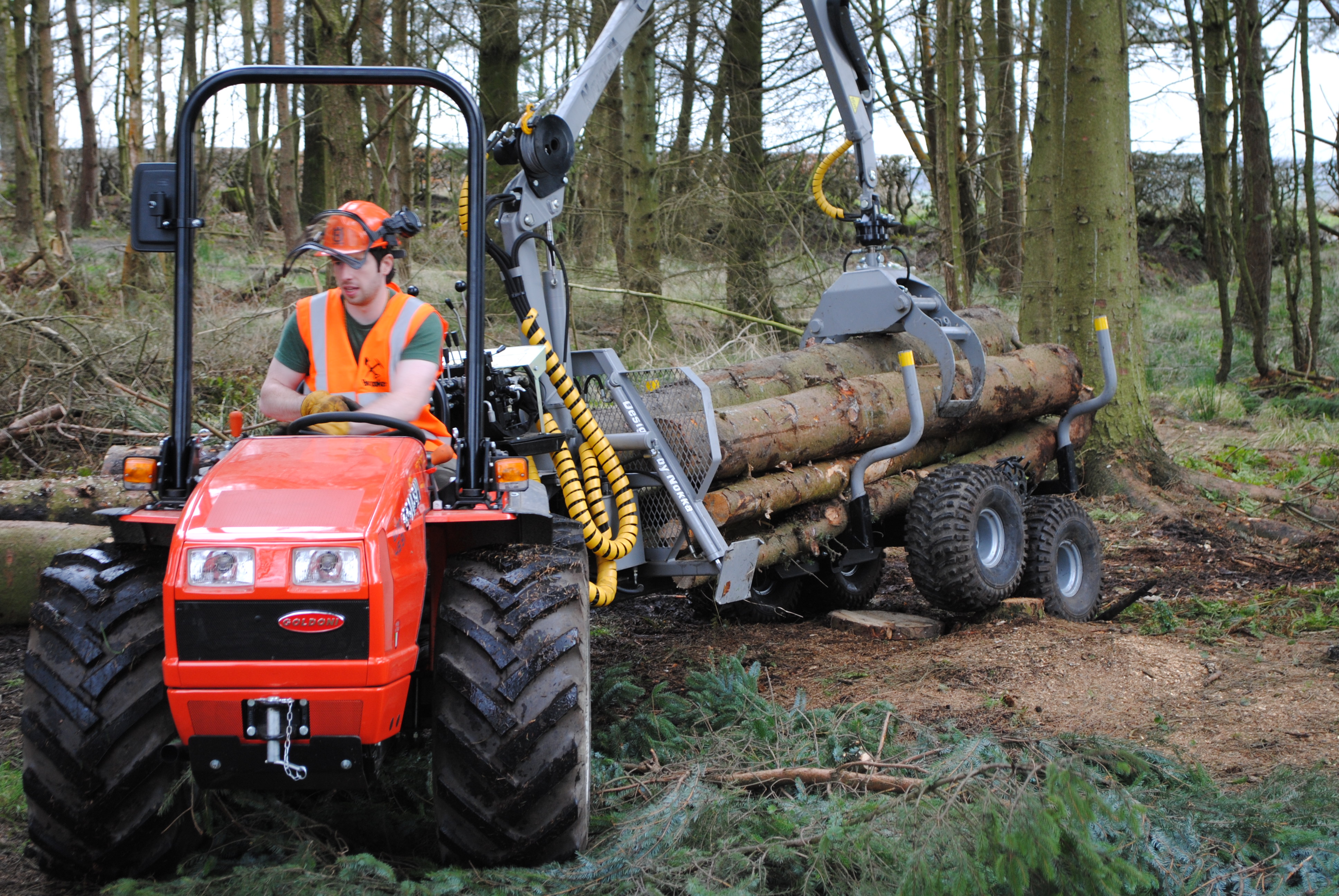 Tractor forwarder