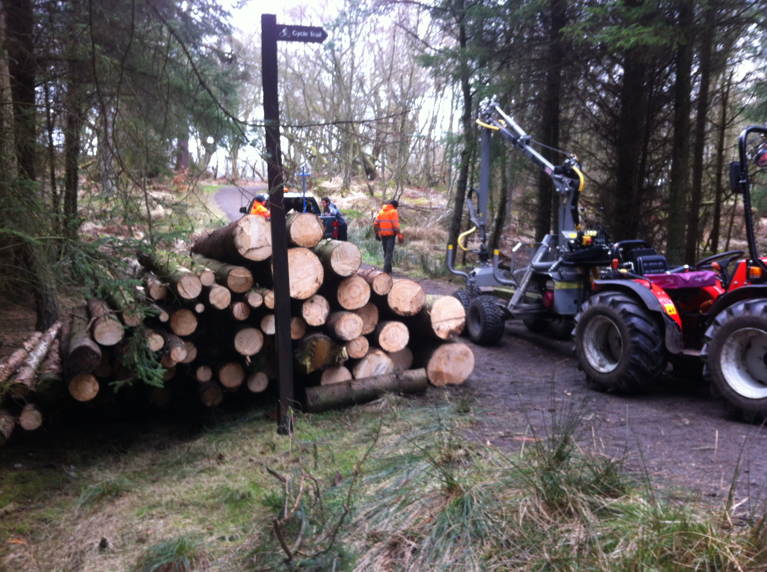 Tractor log stack 2